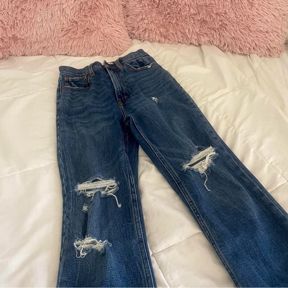 Size 24 Abercrombie jeans - Picture 3 of 4